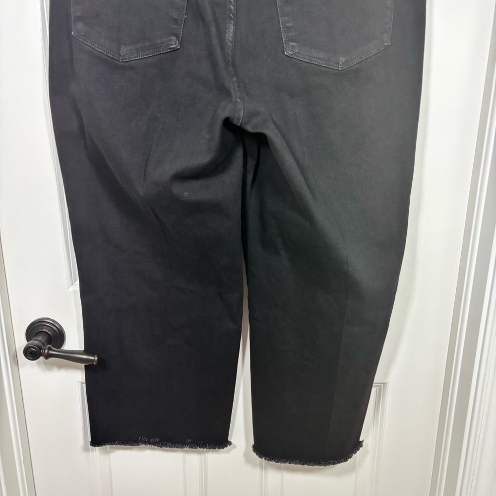 Judy Blue Wide Leg Cropped Raw Hem Jeans Women’s 20W Black Stretch - Picture 5 of 11